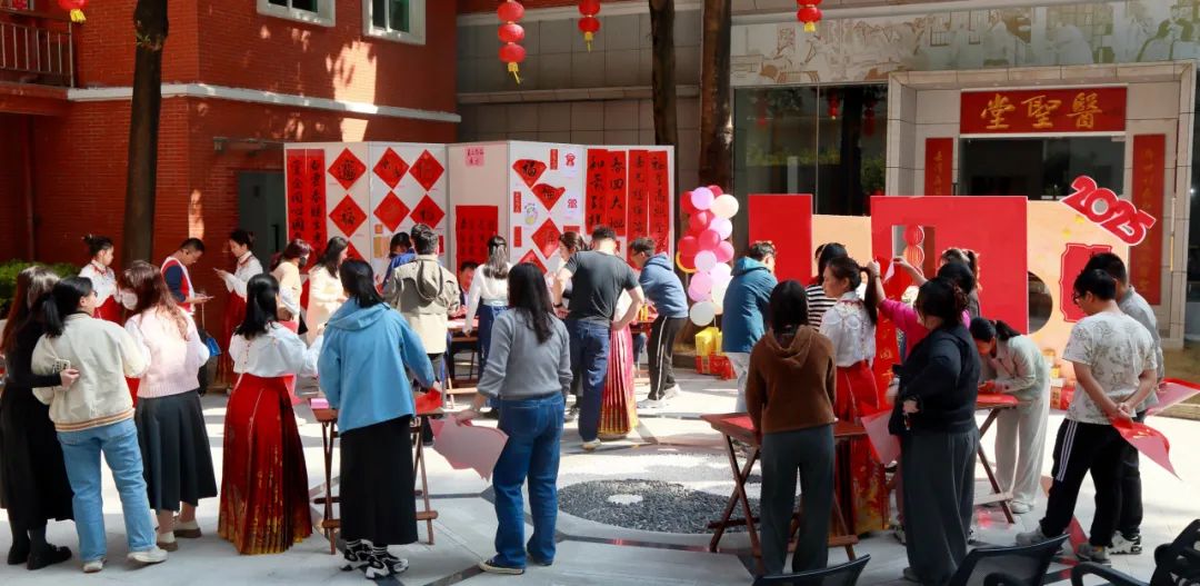 共绘新春文化画卷——白云山K8凯发公司“送万福，进万家”迎新春书法活动圆满进行